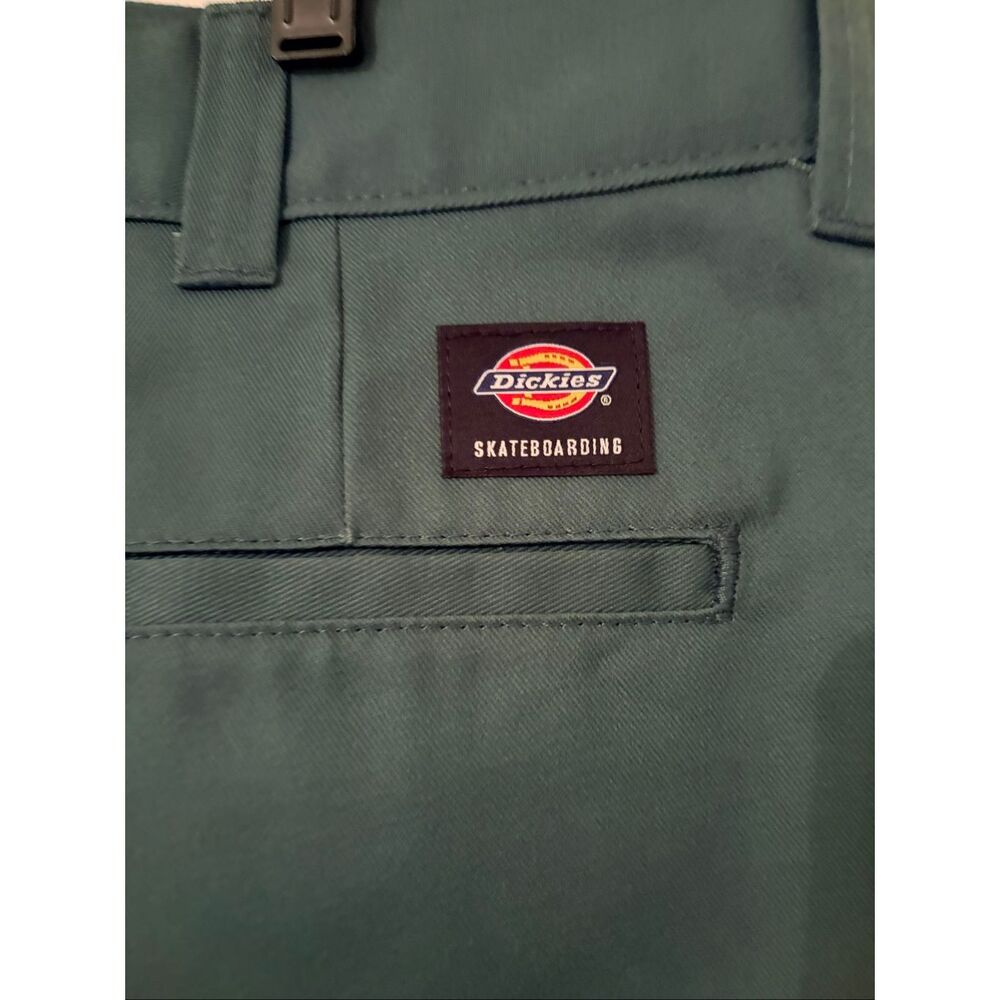 NWT Dickies Skateboarding Regular Fit Twill Pants 36x34 Green Workwear Chino Ska - Picture 8 of 8